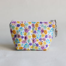 Load image into Gallery viewer, Quilted Cotton Trinket Pouch
