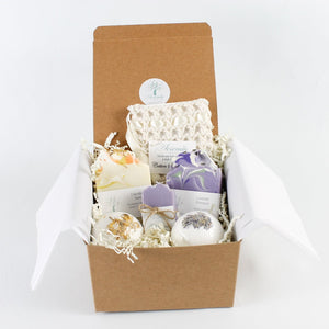Lavender Romance Deluxe Gift Box